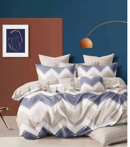 Višebojne pamučne posteljine. Sadrži: plahta 220x240 cm, navlaka za jorgan 200x220 cm, jastučnice 50x70 cm 2 komada.