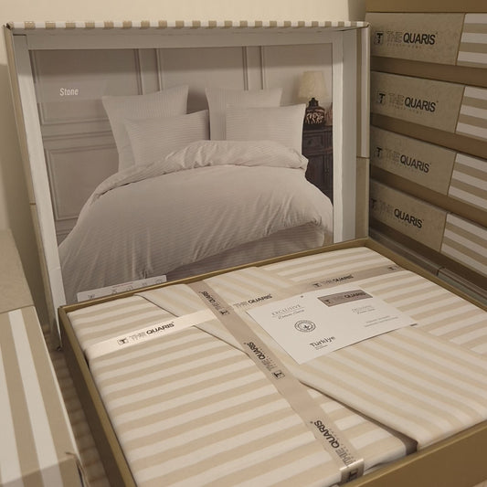 Deluxe saten pamuk posteljina set 4/1 uključuje: plahtu 240x240cm, navlaku 220x200cm i dvije jastučnice 50x70cm