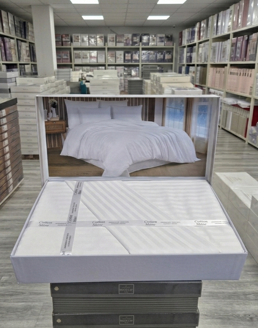 Deluxe saten pamuk posteljina set 4/1 uključuje: plahtu 240x240cm, navlaku 220x200cm i dvije jastučnice 50x70cm