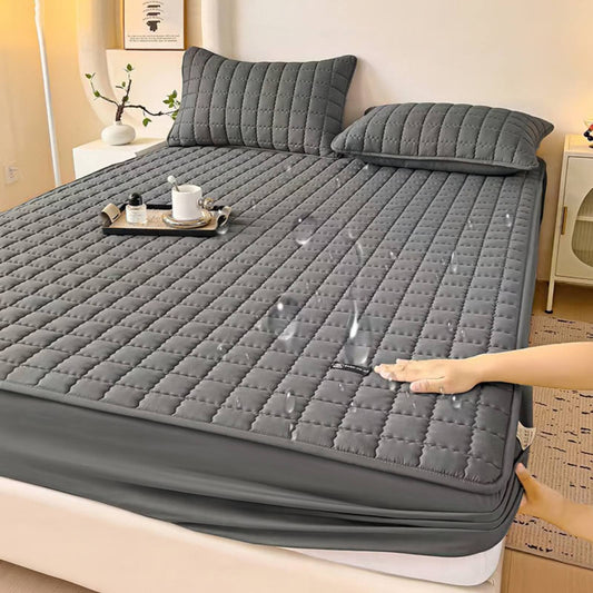 Nepromočive jednokrevetne elastične plahte 150x250 cm. Jastučnica 50x70 cm (1 kom)
